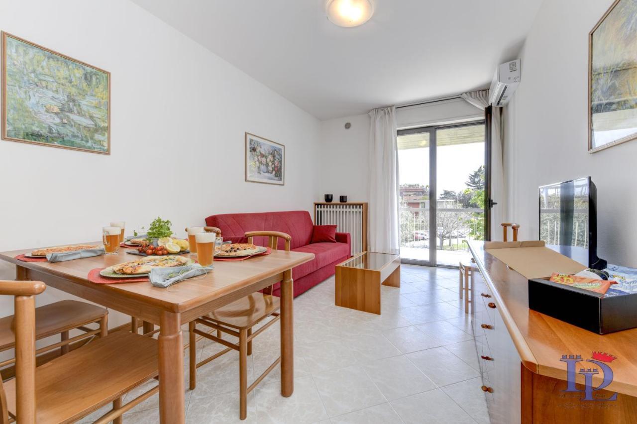 Desenzanoloft Official Partner Marriott Homes & Villas - A Casa Di Attila Desenzano del Garda Exterior photo
