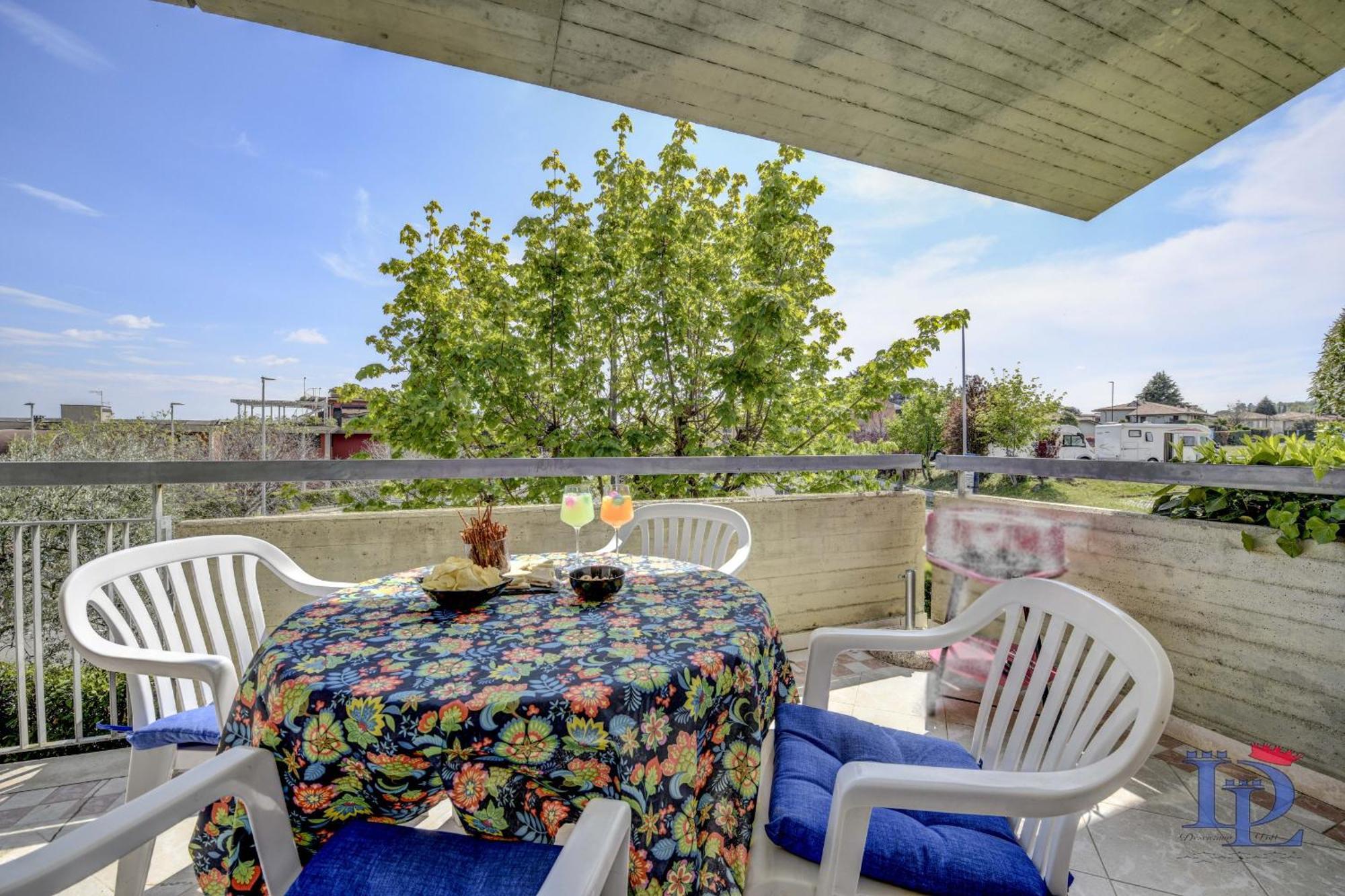 Desenzanoloft Official Partner Marriott Homes & Villas - A Casa Di Attila Desenzano del Garda Exterior photo